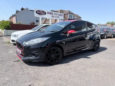 Used Ford Fiesta Zetec 140 HP (102 kW) 2016 Black Hatchback