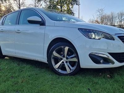 White Used 2014 Peugeot 308 Allure Hatchback | £3,250 (Fair price)