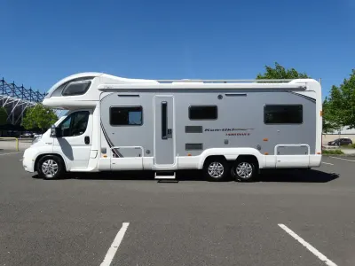 Usado Fiat Ducato 160 HP (117 kW) 2011 Branco Van