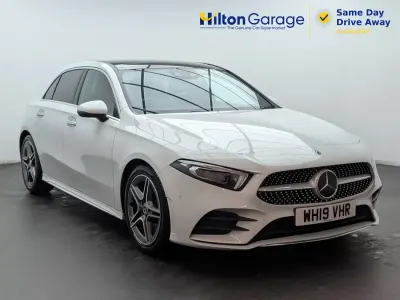 Begagnad Mercedes A250 AMG Line Premium Plus 224 HK (164 kW) 2019 Vit Halvkombi