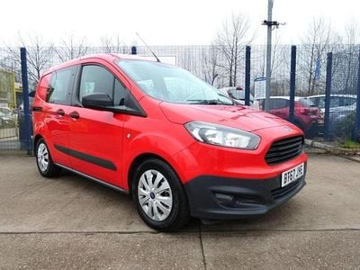 Usado Ford Transit S 74 CV (54 kW) 2017 Rojo Familiar