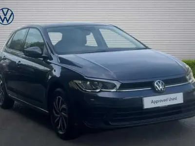 Used VW Polo Life 95 HP (69 kW) 2023 Smokey grey metallic Hatchback