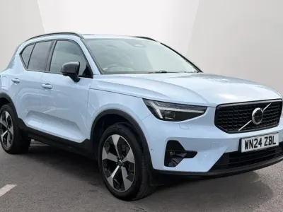 Used Volvo XC40 Ultimate 163 HP (119 kW) 2024 Blue SUV