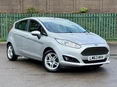 Used Ford Fiesta Zetec 82 HP (60 kW) 2013 Silver Hatchback
