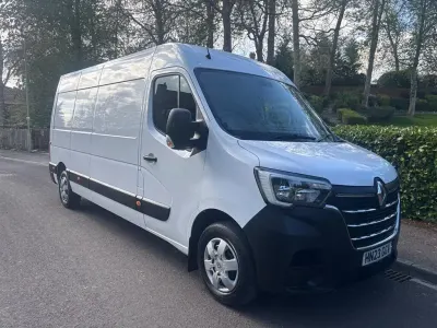 Used Renault Master Business 2023 White MPV