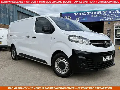 Used Vauxhall Vivaro 2023 Kaolin white (brilliant) MPV
