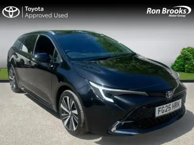 Used Toyota Corolla Design 140 HP (102 kW) 2025 Black Estate