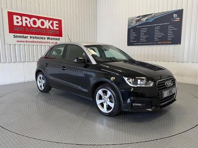 Usado Audi A1 Sportback Sport 125 HP (91 kW) 2016 Azul Citadino
