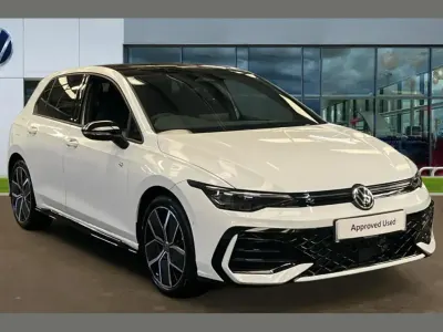 New VW Golf VIII Black Edition 147 HP (108 kW) 2026 White Hatchback