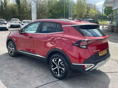 Used Kia Sportage 207 HP (152 kW) 2025 Red SUV