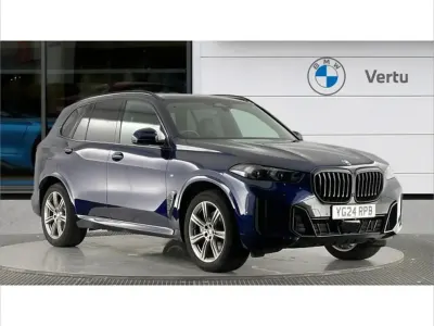 Używany BMW X5 M Sport 298 KM (219 kW) 2024 Niebieski SUV
