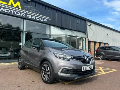 Used Renault Captur Dynamique 90 HP (66 kW) 2017 Grey SUV