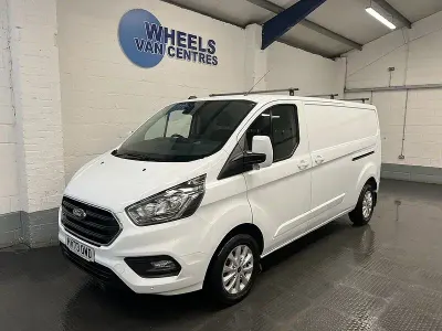 Used Ford Transit Custom Limited 130 HP (95 kW) 2023 White Van
