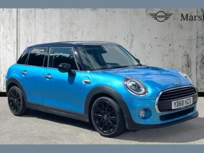 Used Mini Cooper Hatch 136 HP (100 kW) 2018 Blue Hatchback
