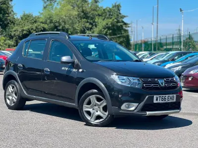 Used Dacia Sandero Lauréate 90 HP (66 kW) 2017 Black Hatchback
