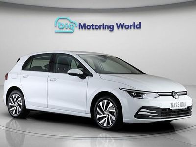 Used VW Golf VIII Style 204 HP (150 kW) 2023 White Hatchback