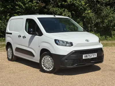 Used Toyota Proace City City 100 HP (73 kW) 2025 White MPV