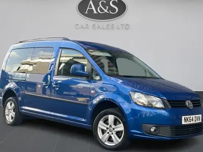 Begagnad VW Caddy Life 2015 Minibuss