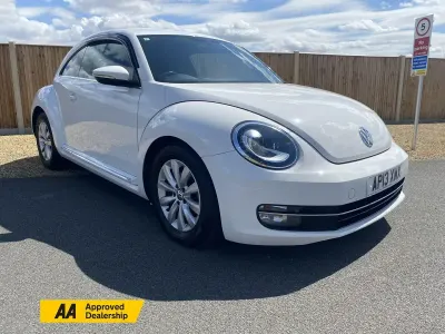 Used VW Beetle Design 105 HP (77 kW) 2013 White Hatchback