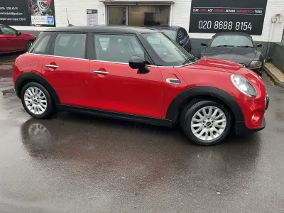 Używany Mini Cooper Hatch 2016 Czerwony Hatchback