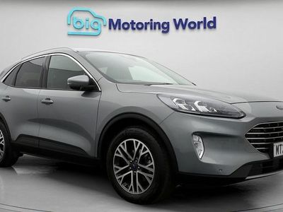 Usado Ford Kuga Titanium 150 CV (110 kW) 2023 Plateado SUV