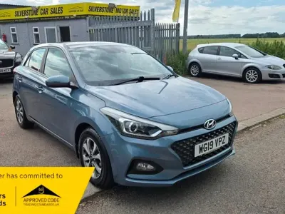 Used Hyundai i20 SE 84 HP (61 kW) 2019 Blue Hatchback
