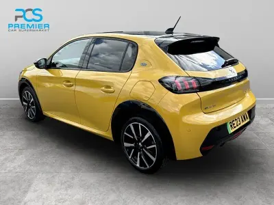 Second-hand Peugeot e-208 GT 2023 Galben Hatchback