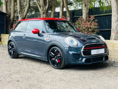 Begagnad Mini John Cooper Works Hatch 231 HK (169 kW) 2015 Grå Halvkombi