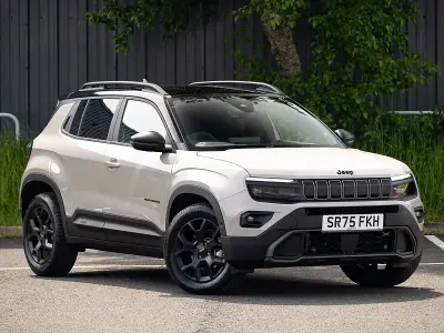 New Jeep Avenger Overland 136 HP (100 kW) 2026 Bicolour metallic  granite grey with volcano roof SUV