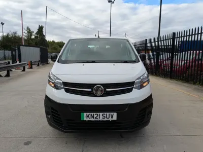 Used Vauxhall Vivaro Edition 100 kW (136 HP) 2021 White MPV