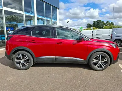 Second-hand Peugeot 3008 GT-line 130 CP (95 kW) 2019 Roșu SUV