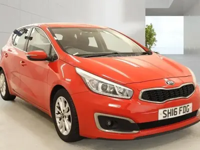 Used Kia Ceed 2016 Red Hatchback