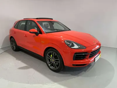 Used Porsche Cayenne 462 HP (339 kW) 2019 Orange SUV