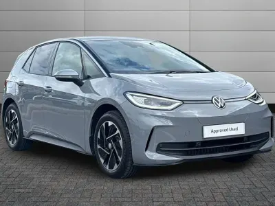 New VW ID.3 Pro 147 kW (201 HP) 2026 Moonstone grey with solid black roof Hatchback