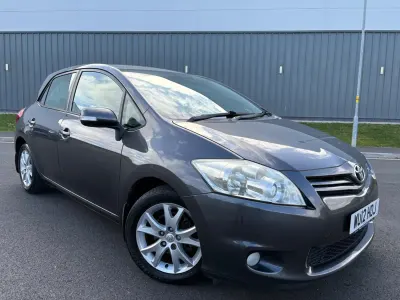 Used Toyota Auris
