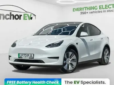 Begagnad Tesla Model Y RWD 219 kW (299 HK) 2024 SUV