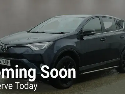 Used Toyota RAV4 143 HP (105 kW) 2017 Blue SUV