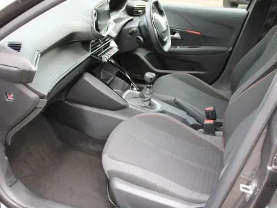 Begagnad Peugeot 208 Active 99 HK (72 kW) 2020 Grå Halvkombi