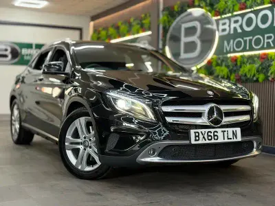 Used Mercedes GLA250 Premium 211 HP (155 kW) 2016 Black SUV