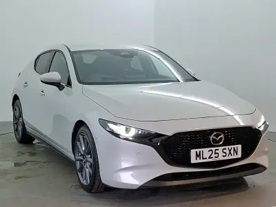 Used Mazda 3 Exclusive-Line 140 HP (102 kW) 2025 White Hatchback