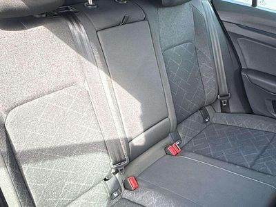 Used VW Golf VIII Life 147 HP (108 kW) 2023 Blue Estate