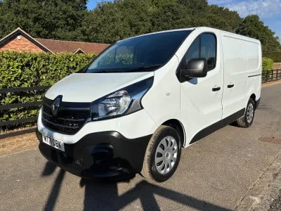 Used Renault Trafic Business 2021 White MPV