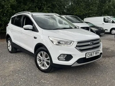 Used Ford Kuga Titanium 120 HP (88 kW) 2017 White SUV