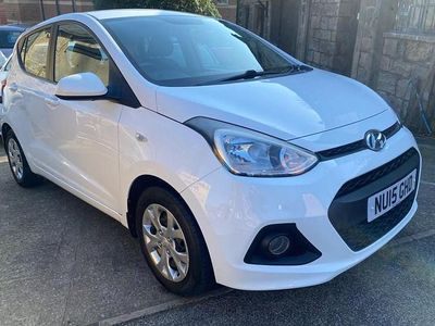 Used Hyundai i10 SE 2015 White Hatchback