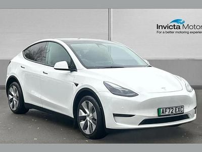 White Used 2022 Tesla Model Y Long Range AWD SUV | £25,000 (Fair price)