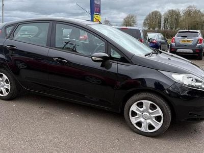 Usado Ford Fiesta 70 HP (51 kW) 2010 Preto Citadino