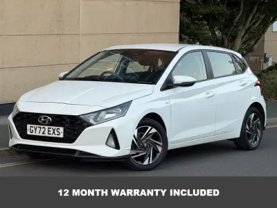 Used Hyundai i20 SE 100 HP (73 kW) 2022 White Hatchback