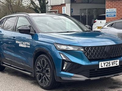 Used Renault Austral Techno Esprit Alpine 200 HP (147 kW) 2025 Twotone metallic  naxos blue with diamond black roof  SUV