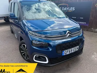 Used Citroën Berlingo Flair 110 HP (80 kW) 2019 Blue MPV