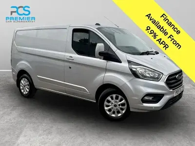 Usado Ford Transit Custom Limited 130 HP (95 kW) 2021 Prateado Van